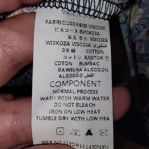 TORRID Black Velour Velvet Floral Embroidered Beaded Bomber Jacket 4/4x - Picture 8 of 8